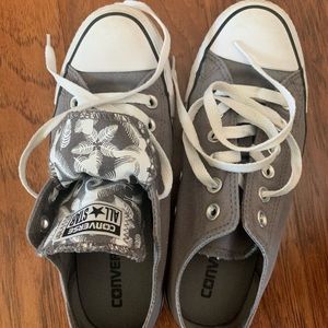 Converse Chuck Taylor All Star women’s tennis shoes